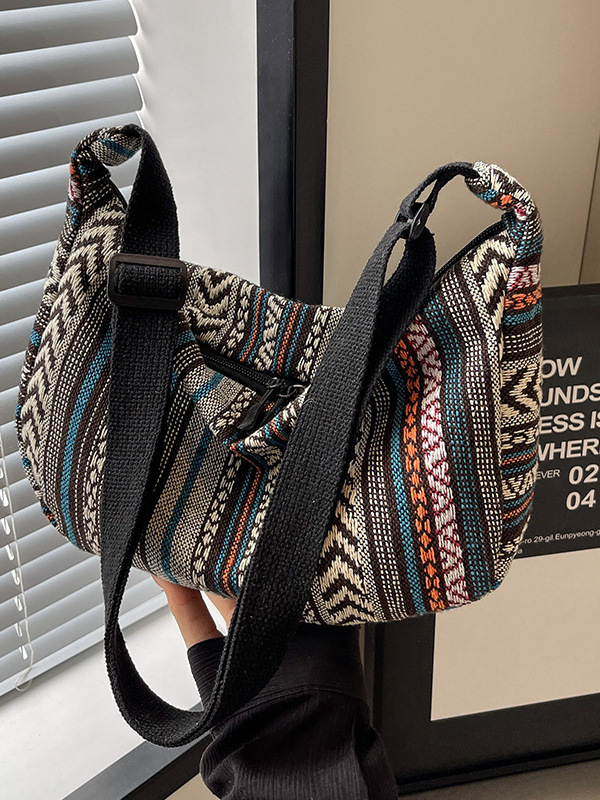 Borsa a Tracolla a Forma di Ra - Ethnic Fashion Trends 2025 recensione e prezzo