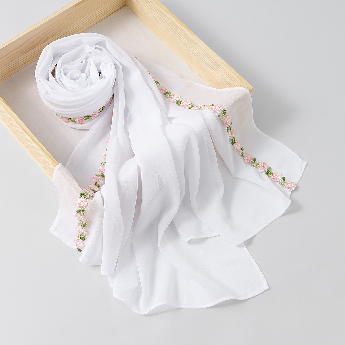 Sciarpa Etnica da Donna in Chi - Ethnic Fashion For Ladies recensione e prezzo